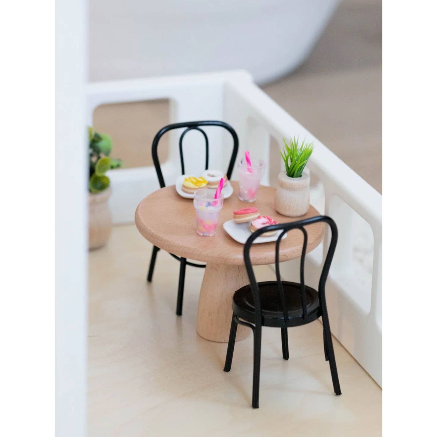 Dollhouse Round Bistro Dining Table | Natural Wood