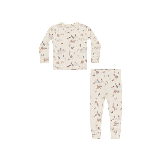 ORGANIC LONG SLEEVE PAJAMA SET || WINTER TOWN